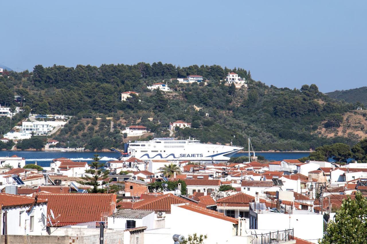 D & E Apartments Skiathos-stad Buitenkant foto